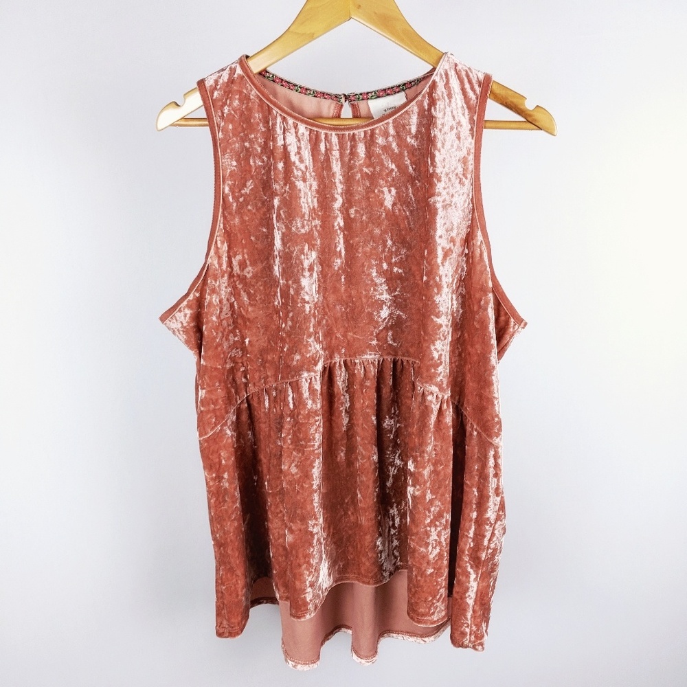 Knox Rose pink velvet sleeveless top